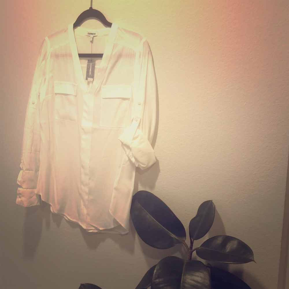 NWT Express Front Pocket Shirt